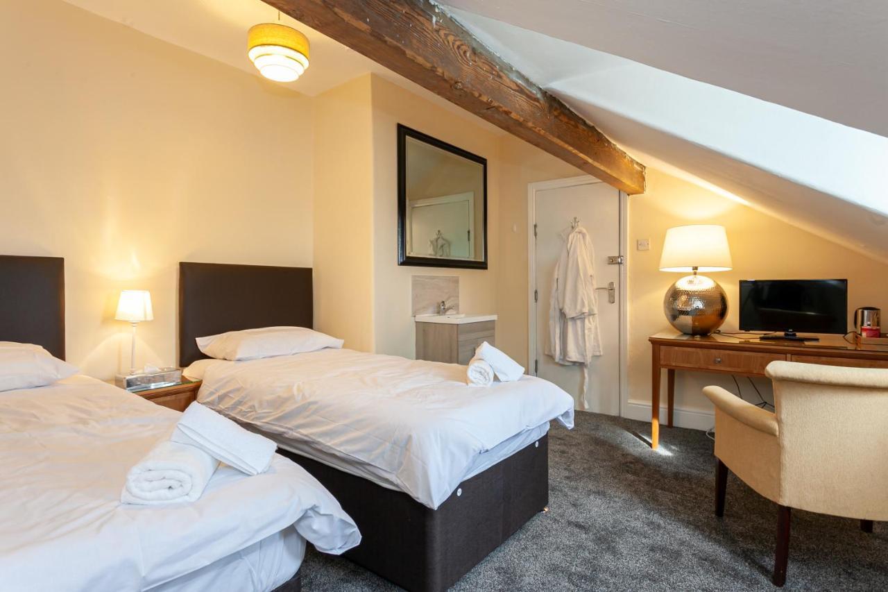 Hotel Townhouse No 12 à Huddersfield Extérieur photo