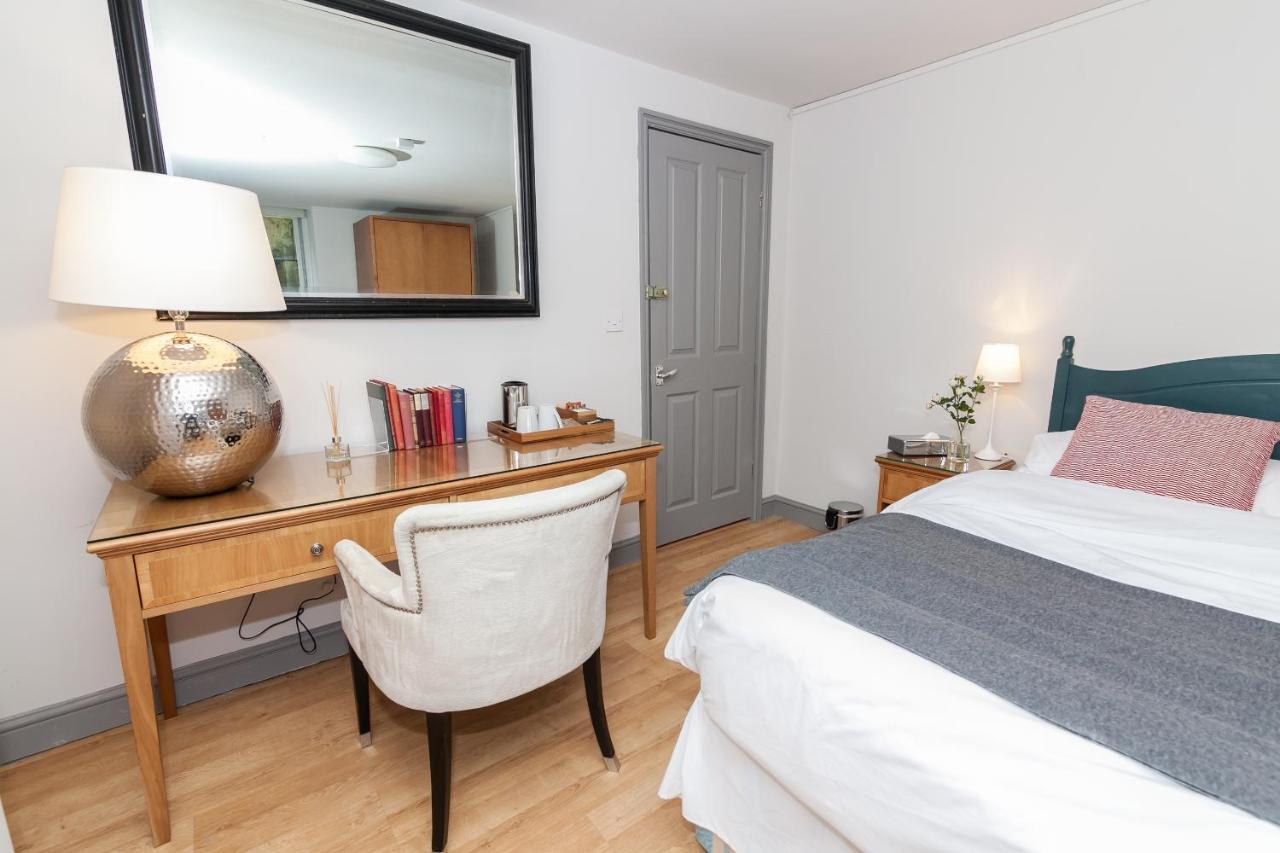 Hotel Townhouse No 12 à Huddersfield Extérieur photo
